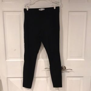 Old Navy stretch Stevie pants.